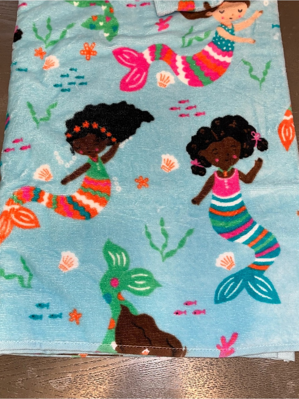 Tommy Bahama Beach Towel Girls Blue Mermaid Hooded Kids NWT 28” X 48” - Picture 3 of 4